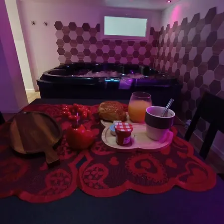 L'antre Du Desir 3*