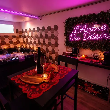 L'antre Du Desir 3*